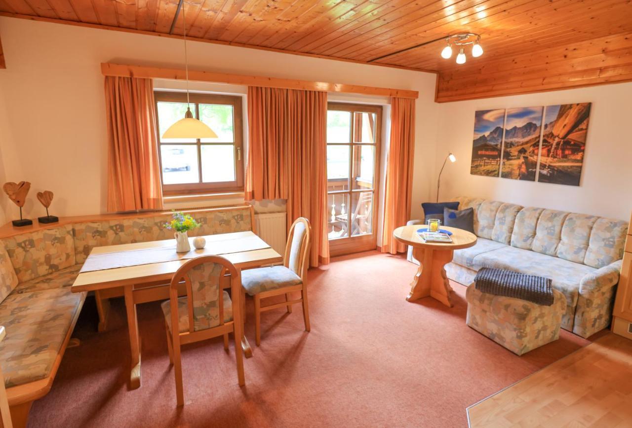 Biobauernhof Brandlhof Apartment Ramsau am Dachstein Bagian luar foto